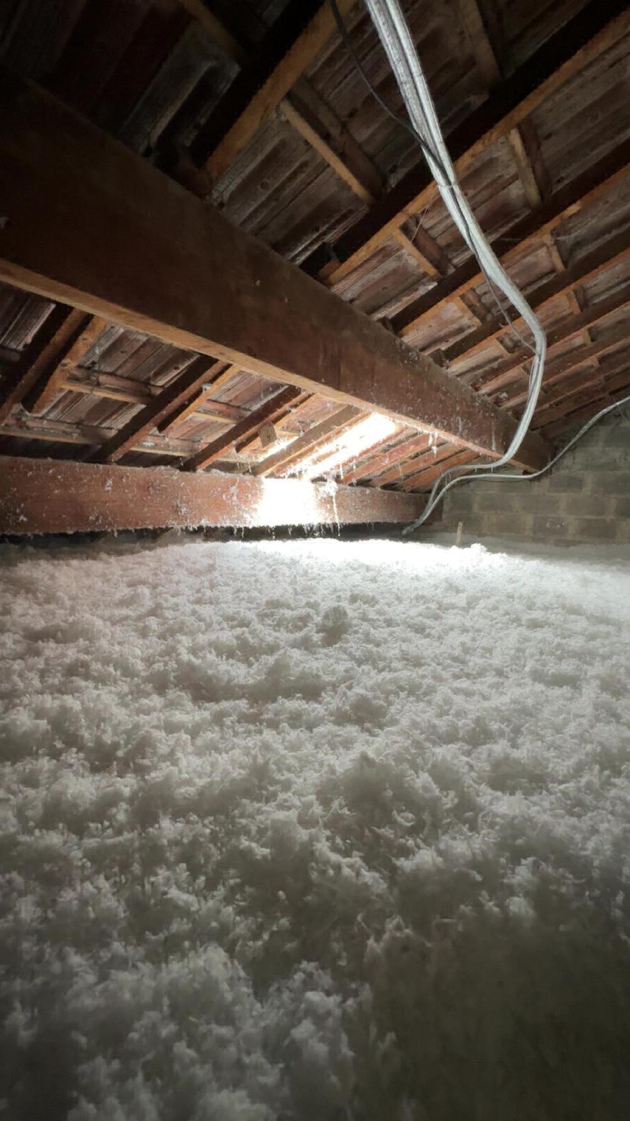 Isolation des combles par soufflage avec Stax Energie à Marseille, Toulon et Aix-en-Provence