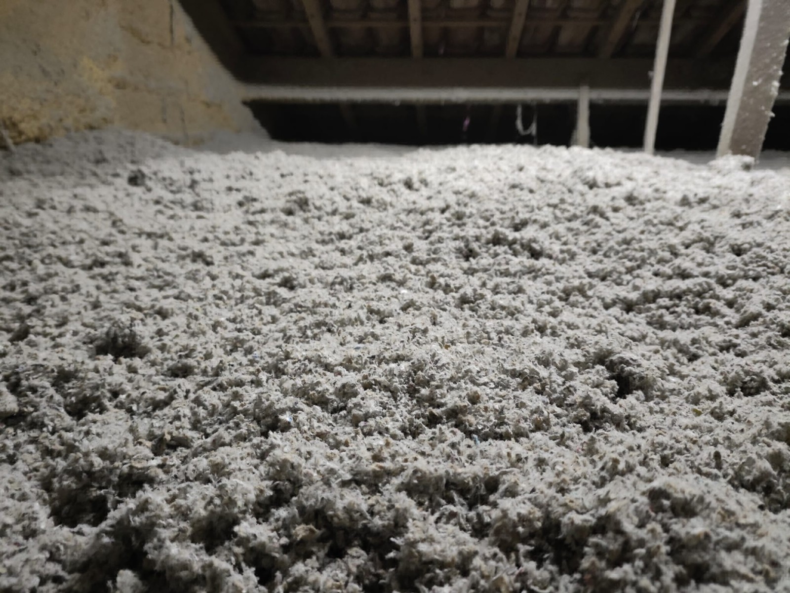 Isolation des combles en laine de verre avec MaPrimeRénov pour améliorer le confort thermique de maison à Brignoles