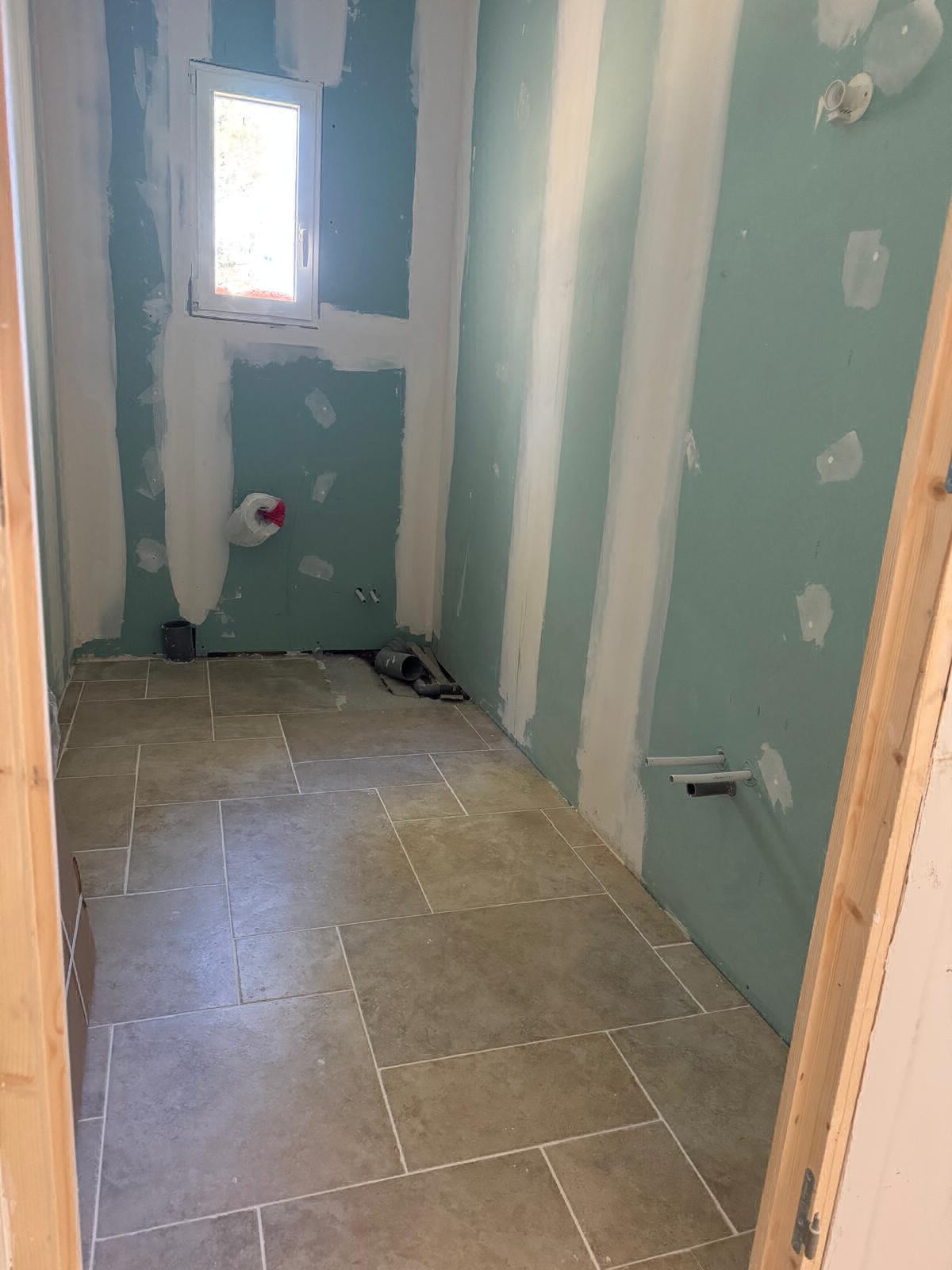 Pose de carrelage en Opus par nos carreleurs professionnels, Lambesc dans les bouches du Rhône