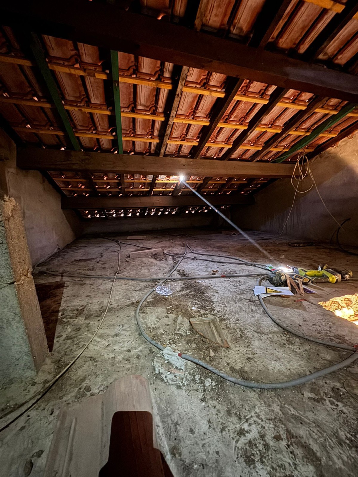 Isolation comble perdu en laine de verre r7 Cee et Facilité de paiement à Cadolive proche Gardanne