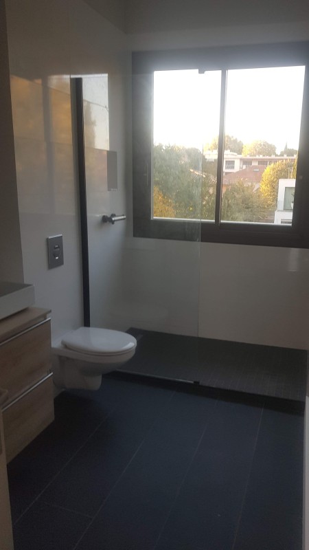 Renovation complète salle de bain centre ville Aix en Provence avec 