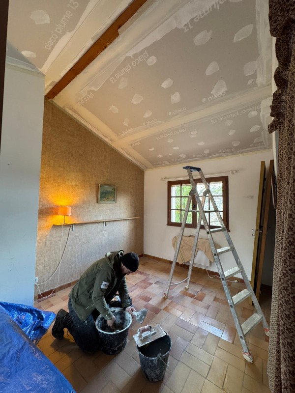 Isolation rampants de toiture en laine de verre à Trets 