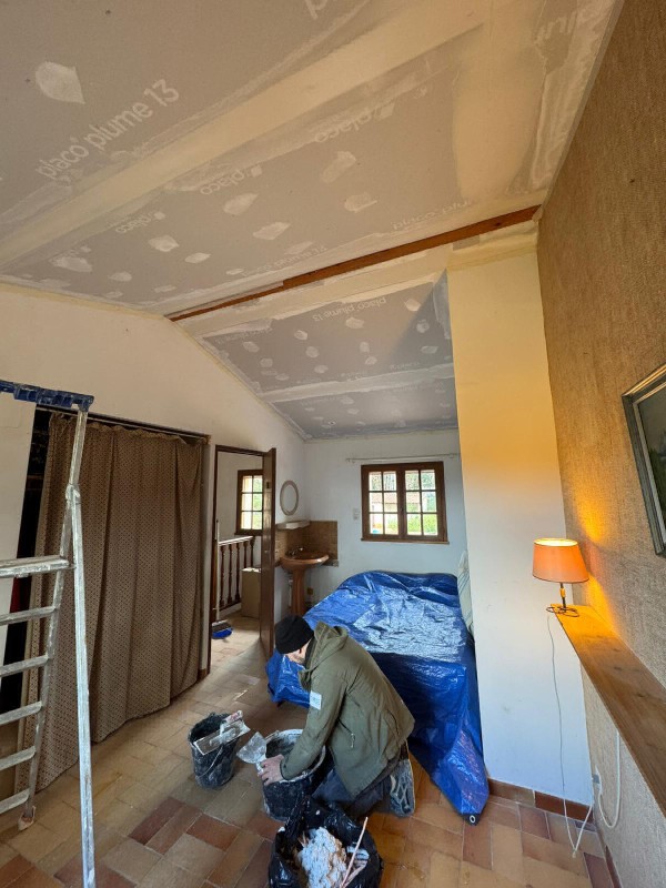 Isolation rampants de toiture en laine de verre à Trets 