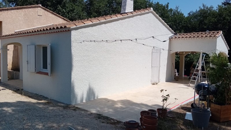 Rénovation façade thermoreflective à Venelles