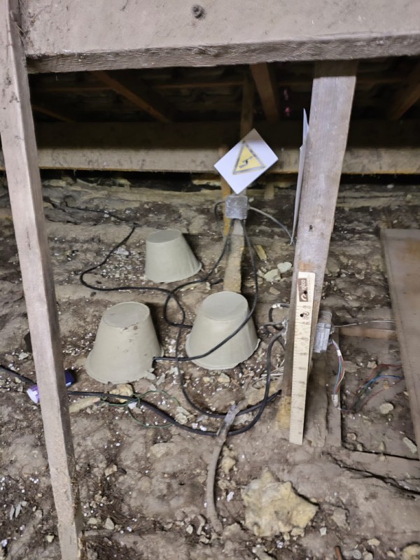 Isolation des combles en laine de verre avec MaPrimeRénov pour améliorer le confort thermique de maison à Brignoles