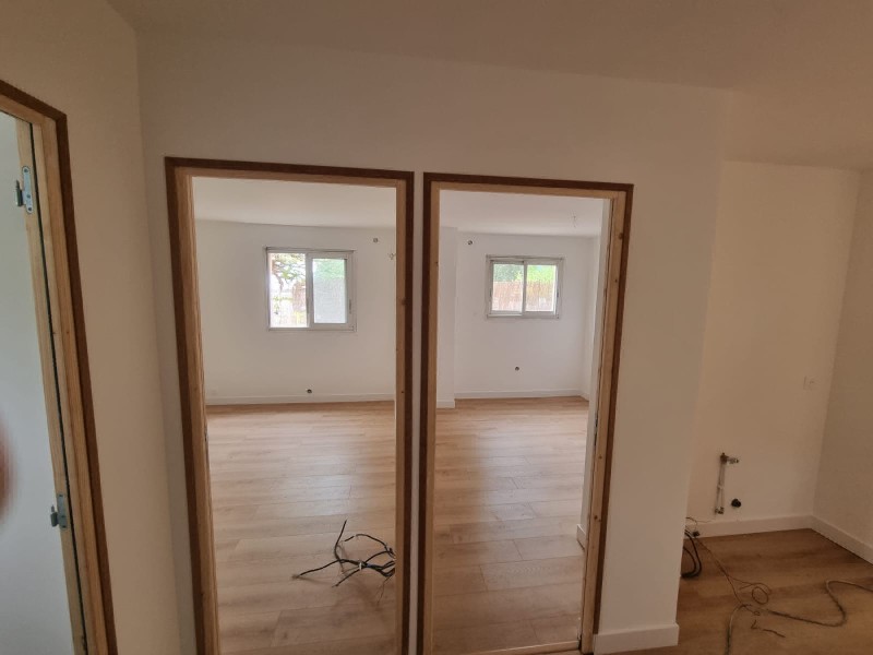 Rénovation complète appartement avec pose de parquet flottant à Aix en Provence en Paca